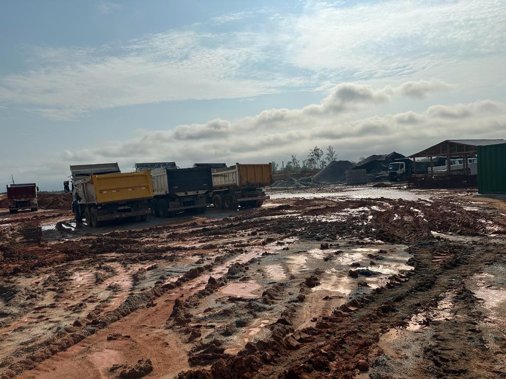 Frente de serviço e logística de obra